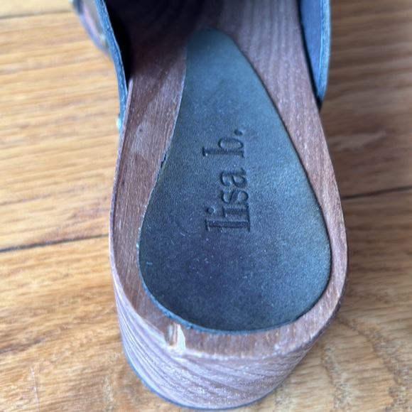 Lisa b. Olive Veg leather open toe clog size 6 - Picture 5 of 5